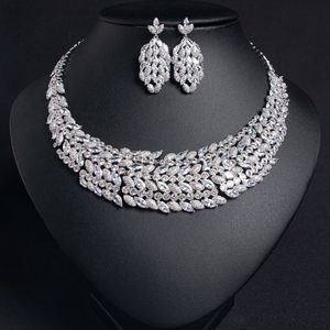 Ensemble collier et boucles d'oreilles de mariée en zircon micro-incrusté, style européen et américain, luxe industriel, bijoux de banquet de luxe - Product Image 3