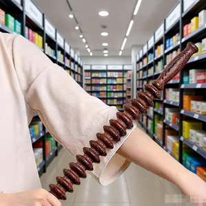 Rouleau de massage en bois portable - Product Image 2