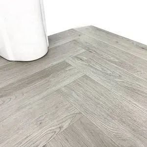 155*775 2,5mm wasserdichter Lvp Luxus Vinyl fliesen kleber Lvt Bodenbelag Vinyl planke Fischgräten muster