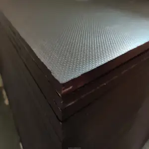 Tablero de madera contrachapada de abedul de 15mm con película barata al por mayor de China