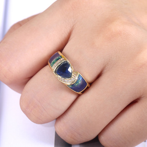 Anello dal Design Vintage di Colore Blu, Anello Classico da Dito per Donne - Product Image 2