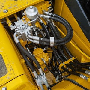 รถขุดตีนตะขาบ Komatsu PC120-8 มือสองคุณภาพสูง รถขุดญี่ปุ่นแท้ 12 ตัน มีสินค้าพร้อมขาย สภาพดี - Product Image 6