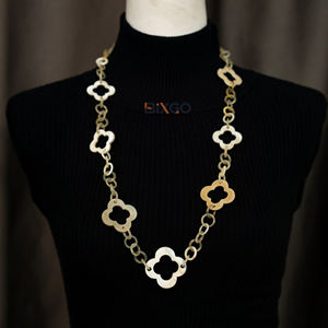 Collar de Cadena con Eslabones de Cuerno de Búfalo Natural Tipo Resina con Patrón Floral Hueco, Joyería Ligera y Moderna para Vacaciones en la Playa, Regalo - Product Image 1