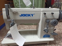 Machine à coudre zigzag industrielle JOCKY JK20U63 20u pour l'industrie du vêtement