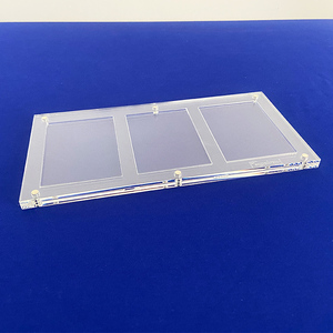 Tùy chỉnh từ rõ ràng <span class=keywords><strong>Acrylic</strong></span> Ba Trò chơi thẻ hiển thị trường hợp <span class=keywords><strong>Acrylic</strong></span> đồ chơi thẻ hiển thị khung cho cửa hàng - Product Image 3