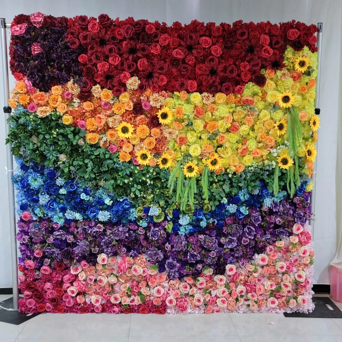 अनुकूलित 2.4X2.4m कई रंग के लिए इंद्रधनुष sikl पुष्प कृत्रिम गुलाब का फूल दीवार पृष्ठभूमि सजावट