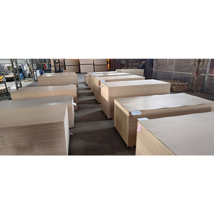 <span class=keywords><strong>Contreplaqué</strong></span> mélaminé 4x8 en gros, épaisseurs 12mm, <span class=keywords><strong>15mm</strong></span>, 18mm, avec âme en peuplier pour la fabrication de placards - Product Image 6