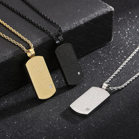 Pendentif carré classique pour homme en acier inoxydable étanche avec chaîne maille gourmette, motif lettre biblique