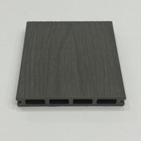 Plancher composite WPC co-extrudé carré creux de qualité supérieure, finition teck, étanche, pour jardins extérieurs