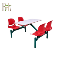 Ensemble table et chaises de salle à manger d'extérieur en plastique connectées 4 places, directement de l'usine, pour écoles et hôtels, avec service OEM