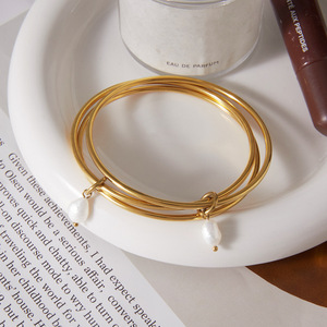 Anel Empilhável de Aço Inoxidável Manqiu com Camadas Múltiplas, Banhado a Ouro <span class=keywords><strong>18K</strong></span>, Joia de Mão Feminina Minimalista de Nicho com Toque Sofisticado e Não Desbotável - Product Image 3