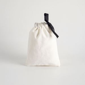 Sac de rangement pour bijoux en flanelle de coton, fourni directement par l'usine, avec fermeture à cordon, options multi-tailles, emballage de style tendance - Product Image 6