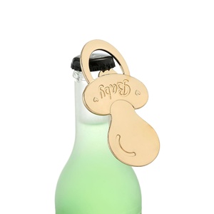 Autocollant décoratif pour bouteille de bière en alliage de zinc gravé sur le thème des animaux créatifs pour la fête du Poisson d'avril, aimant de réfrigérateur en métal personnalisé - Product Image 5