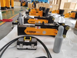 Martillo Hidráulico de Alta Resistencia Serie SQ 30 con Motor y Caja de Cambios - Personalizable OEM para Excavadoras de 2.0-4.5 Toneladas - Product Image 3