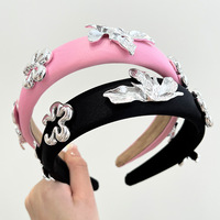 Serre-tête rembourré en satin avec fleurs |   Accessoires de mode pour cheveux |   Usine de production, prise en charge de la vente en gros personnalisée