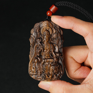 Nuova Collana con Ciondolo Buddha Bodhisattva dello Zodiaco in Legno di Agarwood, Amuleto Religioso Cinese in Pietra Naturale che Porta Fortuna e Protegge dai Spiriti Maligni - Product Image 1