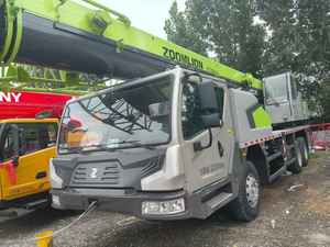 Grue mobile d'occasion ZTC250A 80% neuve pour camion - Zoomlion 25 tonnes, camion d'occasion avec grue en Arabie Saoudite - Product Image 5