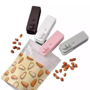 Wholesale Portable <b>Heat</b> Seal Machine Snacks Sealer Manual <b>USB</b> Charging Mini Bag Sealing - Product Image 1