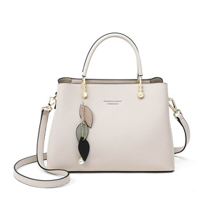 Sacs fourre-tout en cuir véritable de haute qualité pour femmes, sacs à main de créateurs, sacs à bandoulière de marques – Vente en gros - Product Image 4