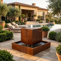 Fontaine d'eau extérieure sur mesure, écologique et durable, avec design de mur de cascade, en acier Corten