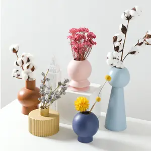 Uma variedade de macarões cor irregular mini vaso pequeno decoração da casa morandi vaso de cerâmica