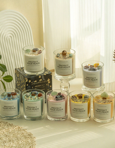 Aromatherapie-Kerzen mit Trockenblumen und Kristallsteinen, Handgefertigte Rauchfreie Duftkerzen, Hochwertige Dekorationsartikel im Großhandel - Product Image 4