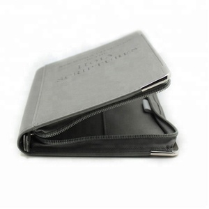 Boshiho Customized Design Leather Book Cover Bible Cover with Zipper - Product Image 4