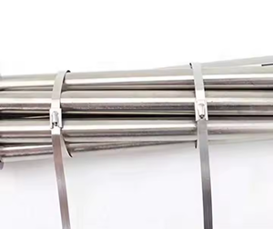 304 316<span class=keywords><strong>สาย</strong></span>รัด321ผิว2B บีเอตกแต่ง5/8นิ้ว<span class=keywords><strong>สาย</strong></span>รัดโลหะ Ss201แถบสแตนเลส - Product Image 2