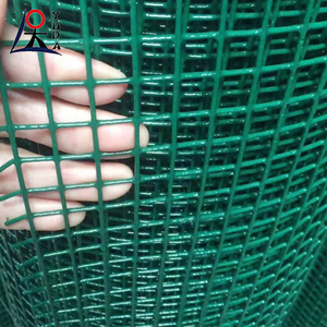 <span class=keywords><strong>Grillage</strong></span> en fil de fer soudé revêtu de PVC, <span class=keywords><strong>grillage</strong></span> en fil de fer, <span class=keywords><strong>grillage</strong></span> soudé, cage à lapins, clôture de sécurité - Product Image 2