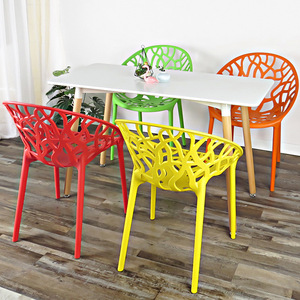 <span class=keywords><strong>Chaise</strong></span> en plastique innovante avec branche creuse <span class=keywords><strong>Chaise</strong></span> ergonomique et légère pour salon, bureau ou café - Product Image 5