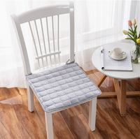 Coussin de chaise en flanelle pelucheuse avec attaches, coussin d'assise chaud et épais pour le bureau, la chaise d'étudiant et la chaise de salle à manger
