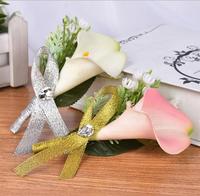 Nouveau design artificiel PU Calla Lily mariage Corsage boutonnière hommes fleur mariée et demoiselle d'honneur broche pour mariage