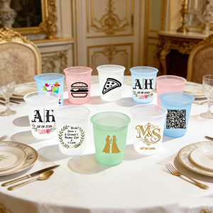 Vente en gros usine – Gobelet réutilisable en plastique personnalisé 9oz 16oz 20oz 32oz pour cola, bière, tasse de stade avec logo et écusson de mariage - Product Image 1