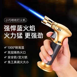 Encendedor de pistola minimalista dorado y negro, resistente al viento y a altas temperaturas, para camping y barbacoa. - Product Image 2