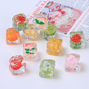Giocattolo Trasparente a Forma di Cubetto di Ghiaccio con Frutta, Vendita Diretta dalla Fabbrica, Accessori Decorativi in Resina all'Ingrosso - Product Image 1