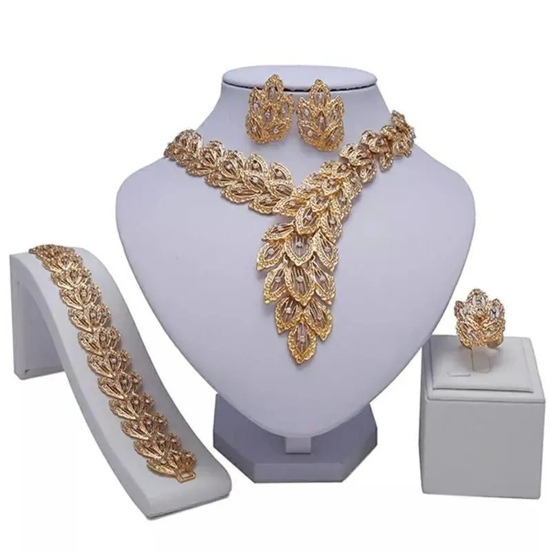 Vente en Gros Ensemble de Colliers en Or Designs Imitation Belle Parure de Bijoux en Ligne