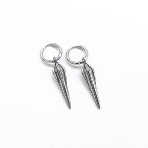 Boucles d'oreilles pendantes Yunnique, géométriques à pointes, en acier titane, demi-rouge et demi-blanc, faciles à clipser, unisexes, tendance - Product Image 5