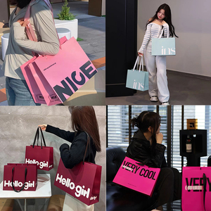 Bolsa de Papel de Lujo con Impresión Personalizada, Troquelada, Negra Mate <span class=keywords><strong>y</strong></span> Plateada Electrochapada, con su Propio Logotipo - Product Image 5