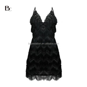 Vente en gros OEM/ODM Vêtements personnalisés <span class=keywords><strong>de</strong></span> qualité supérieure OEM/ODM Mini <span class=keywords><strong>robe</strong></span> <span class=keywords><strong>de</strong></span> cocktail à bretelles et franges avec strass perlés d'usine pour femmes - Product Image 1