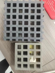 Grille en fibre de verre FRP de haute qualité, grille <span class=keywords><strong>composite</strong></span> pour passerelle, grille de découpe résistante à la corrosion chimique élevée YULONG - Product Image 1