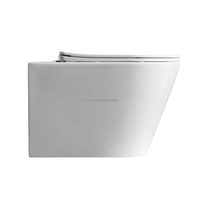 Appareil sanitaire moderne en céramique Toilette suspendue au mur Réservoir dissimulé Salle de bain Structure monobloc en PP Télécommande pour usage domestique Prix de gros