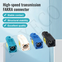 FOXECO Connecteur Automobile FAKRA Personnalisable, Assemblage en Matériau PBT/PA66, Transmission de Signal Fiable, GPS Intégré au Véhicule