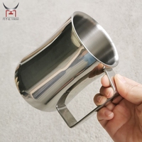Vente en gros de tasses à double paroi en acier inoxydable 304, corps incurvé unique, tasse à bière en métal, mug à café, chopes pour restaurant, pub, cadeau