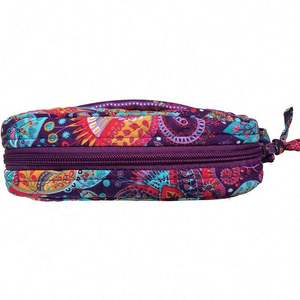 Échantillon gratuit, couverture de livre de voyage personnalisée de conception haut de gamme, motif personnalisé - Product Image 2