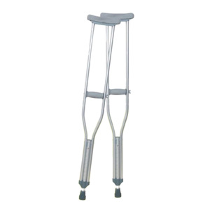 Muletas axilares orientales FS935S(M) de aluminio, altura ajustable de 54-62 pulgadas, para apoyo a la movilidad. - Product Image 1