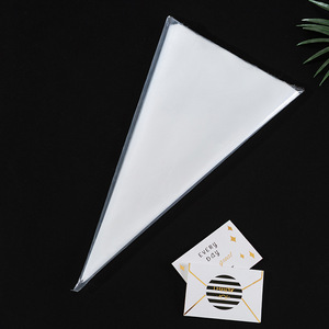 Bolsas triangulares transparentes de plástico OPP, ligeras y duraderas, para alimentos como dulces, hechas en China. - Product Image 5