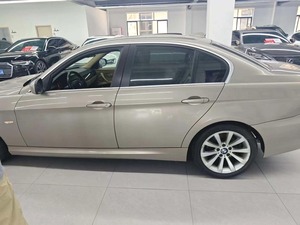 <span class=keywords><strong>BMW</strong></span> 325i 2.5L L6 Sedán Usado de <span class=keywords><strong>2010</strong></span> – Sedán Deportivo de Lujo, Tracción Trasera, Ingeniería Alemana para Exportación - Product Image 3