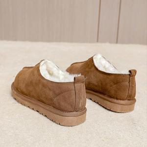 2023 décontracté durable chaud en cuir souple doublé de fourrure chaussures d'hiver mocassins pour hommes - Product Image 6