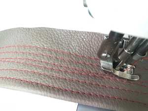 Low Noise <strong>Second</strong> <strong>Hand</strong> Japan Jukis 1541 Single Needle <strong>Leather</strong> Walking Foot <strong>Sewing</strong> <strong>Machine</strong> - Product Image 6