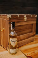 Mini-bar mural carré en métal rustique personnalisé pour whisky, avec seau à glace et boîte-cadeau pour vin et boissons